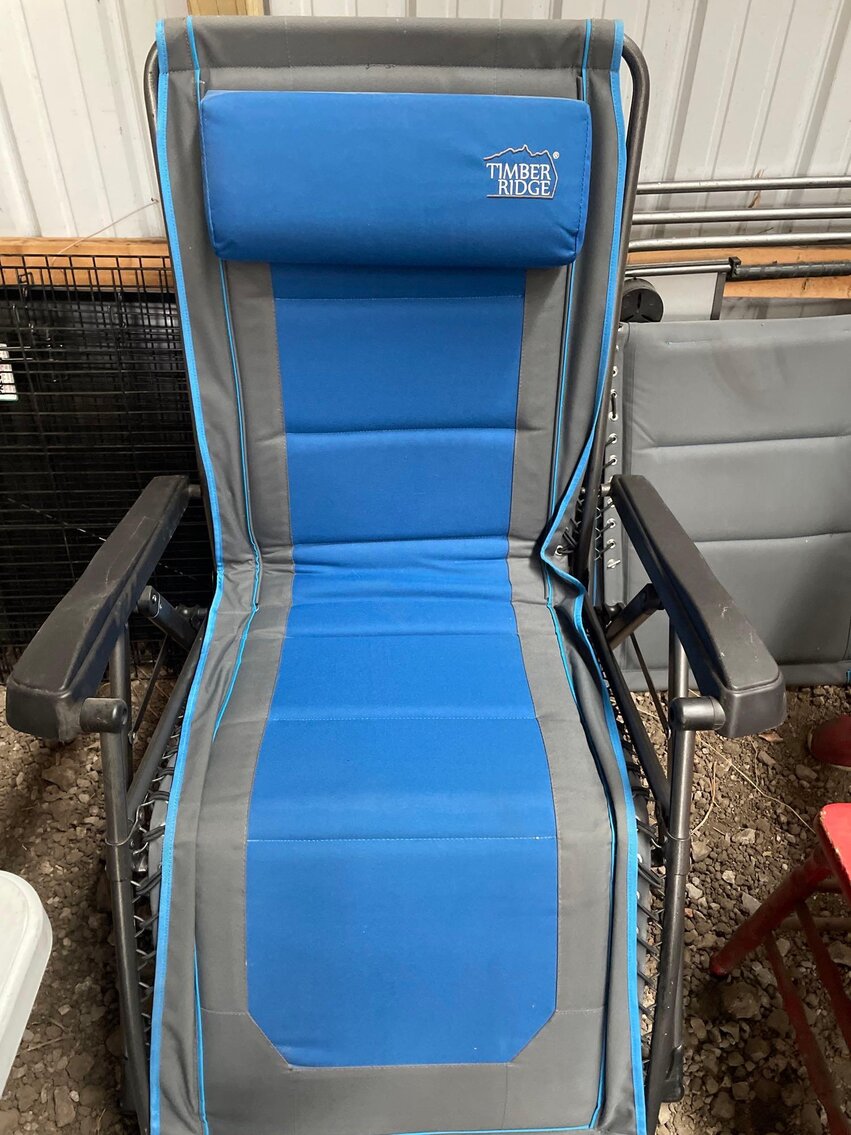 Image for Tools, Furniture, Collectibles, Coins, Vintage Items, Cast Iron, Auto/Boat Parts, Watches - Online Auction (Angola)