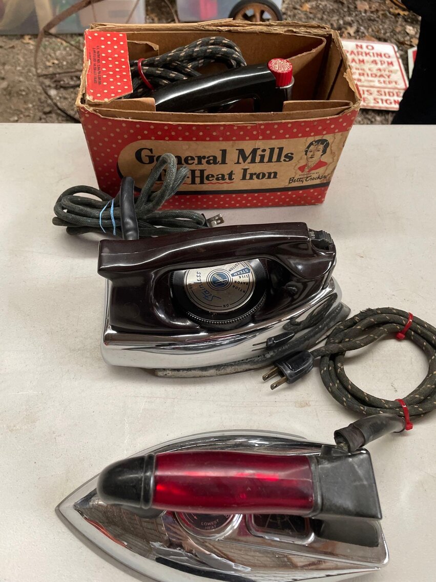 Image for Tools, Furniture, Collectibles, Coins, Vintage Items, Cast Iron, Auto/Boat Parts, Watches - Online Auction (Angola)