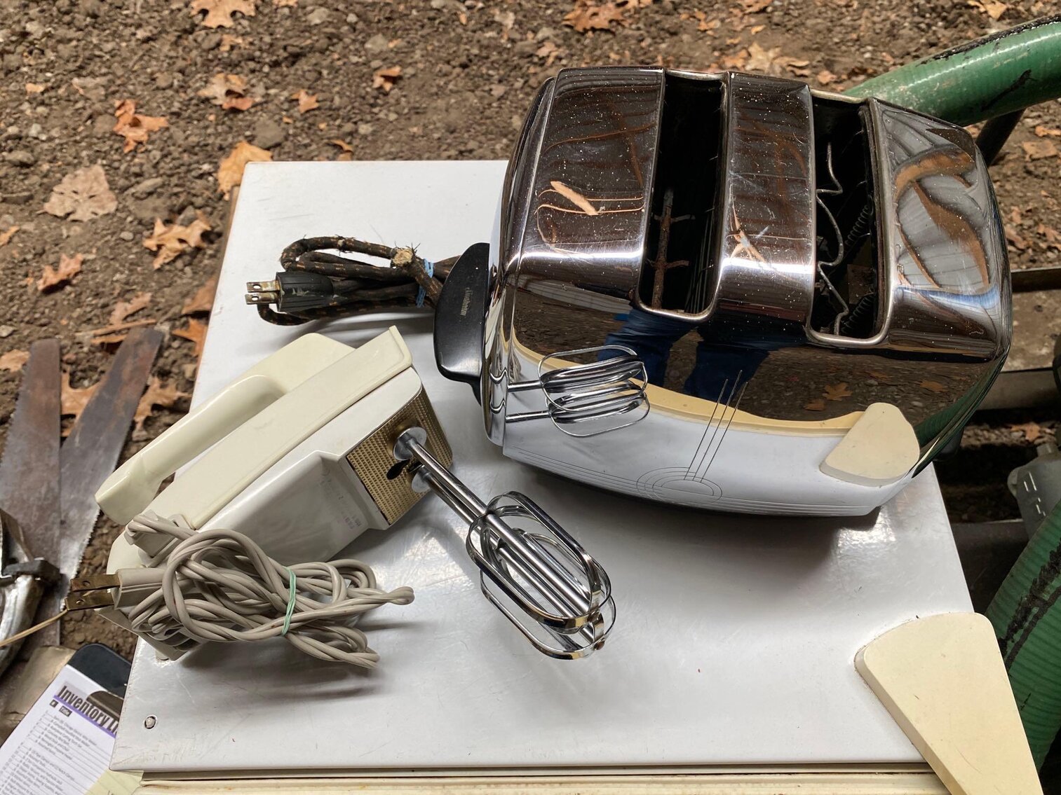 Image for Tools, Furniture, Collectibles, Coins, Vintage Items, Cast Iron, Auto/Boat Parts, Watches - Online Auction (Angola)