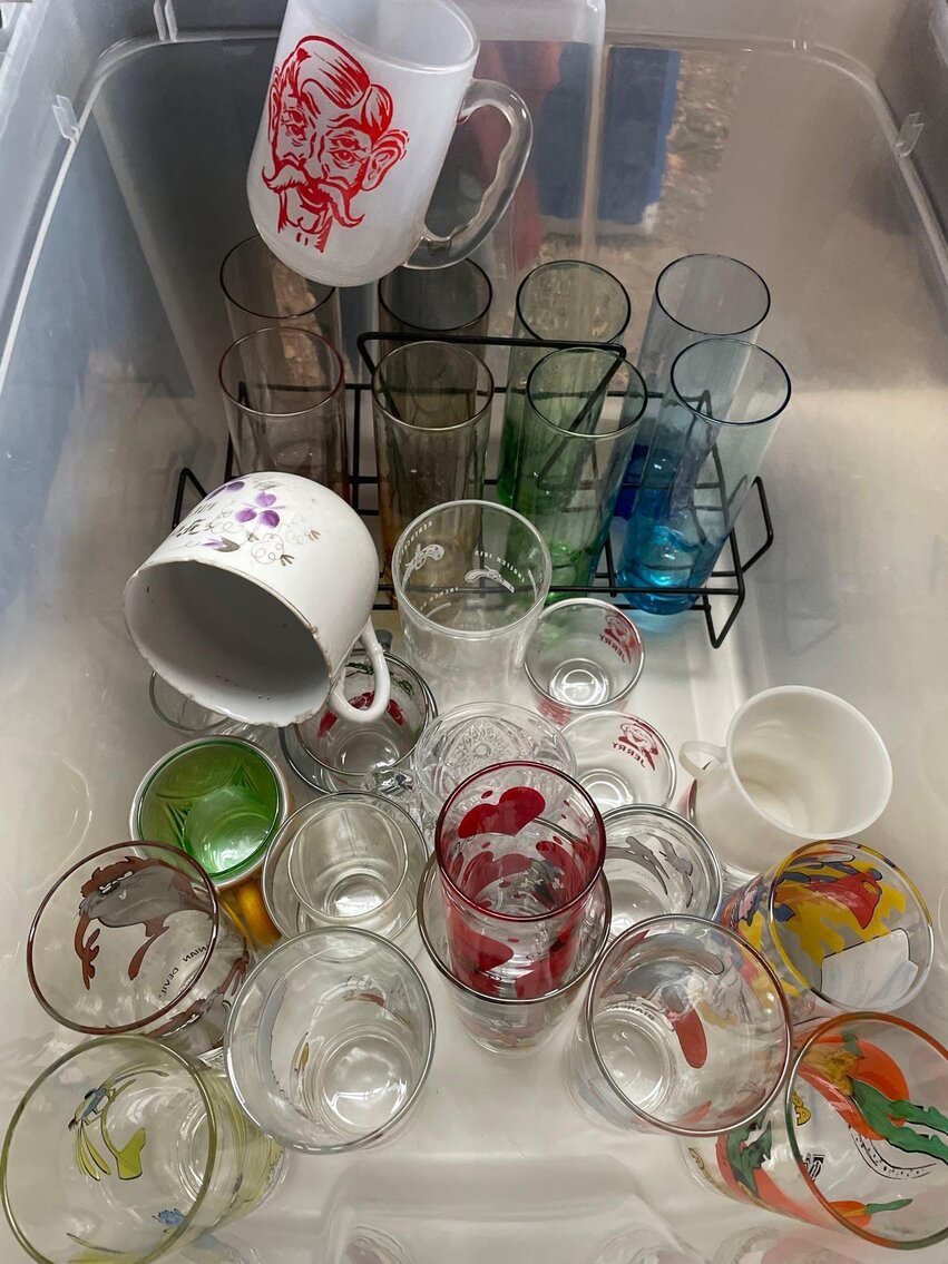 Image for Tools, Furniture, Collectibles, Coins, Vintage Items, Cast Iron, Auto/Boat Parts, Watches - Online Auction (Angola)