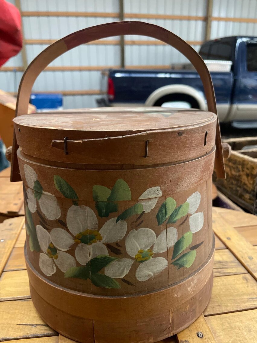 Image for Tools, Furniture, Collectibles, Coins, Vintage Items, Cast Iron, Auto/Boat Parts, Watches - Online Auction (Angola)