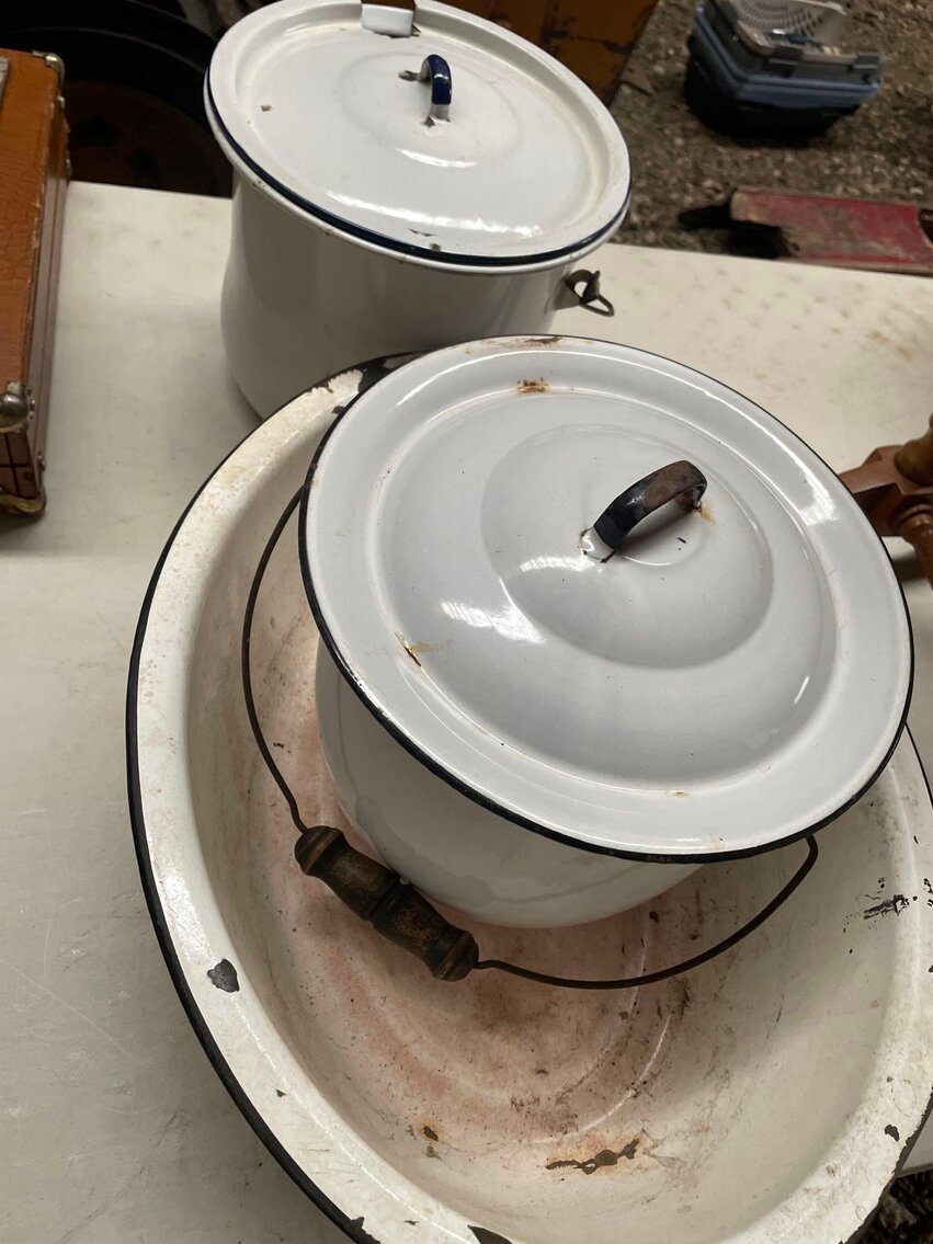 Image for Tools, Furniture, Collectibles, Coins, Vintage Items, Cast Iron, Auto/Boat Parts, Watches - Online Auction (Angola)