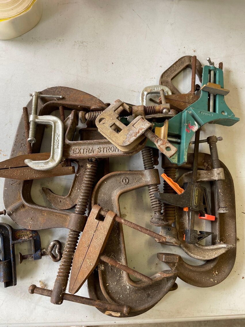 Image for Tools, Furniture, Collectibles, Coins, Vintage Items, Cast Iron, Auto/Boat Parts, Watches - Online Auction (Angola)