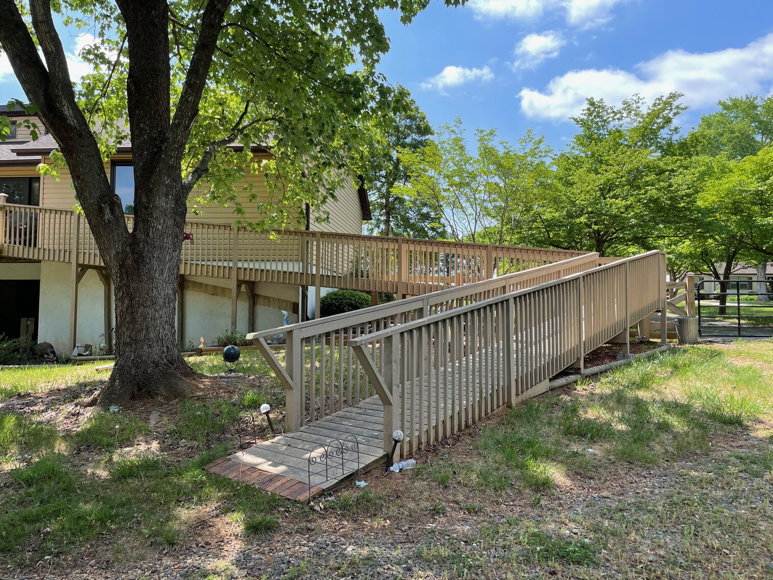 Meadowview Rd Hickory Hill