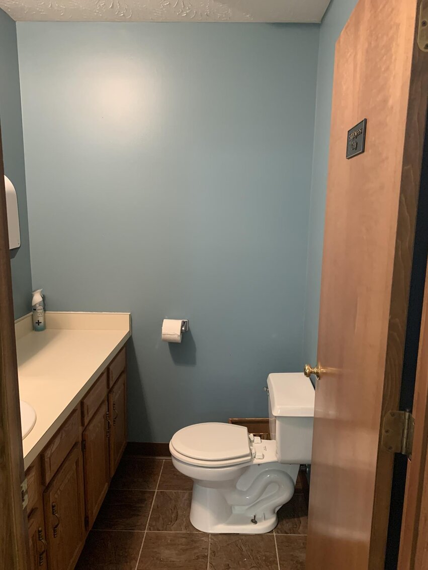 Image for SOLD $140,250 - Turn-Key Office Building in Great Location