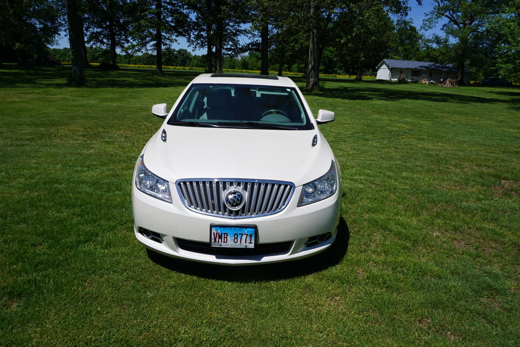 Image for ABSOLUTE LIVING ESTATE AUCTION 311 SOUTH ELM STREET BLUFORD, IL