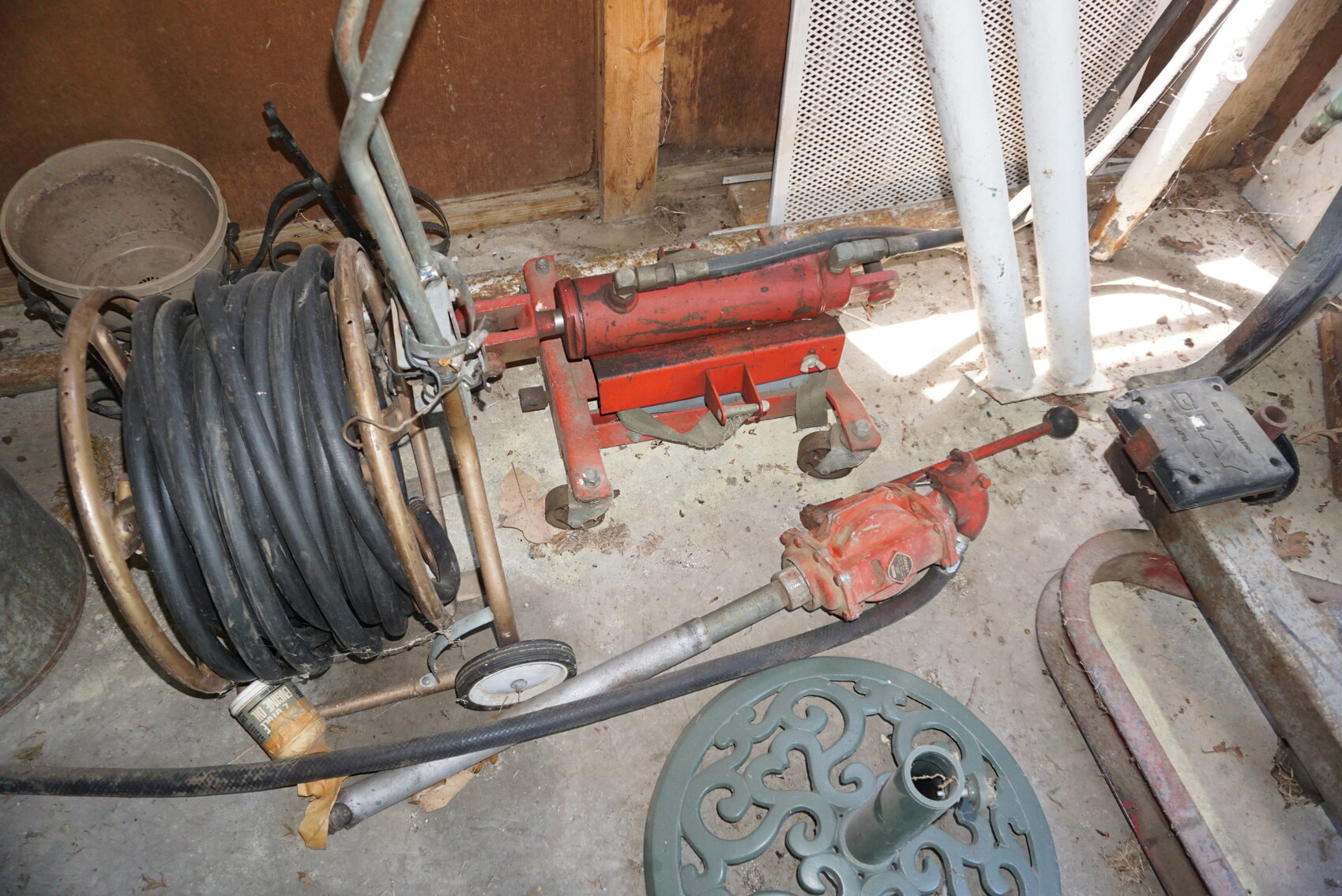 Image for ABSOLUTE LIVING ESTATE AUCTION 311 SOUTH ELM STREET BLUFORD, IL