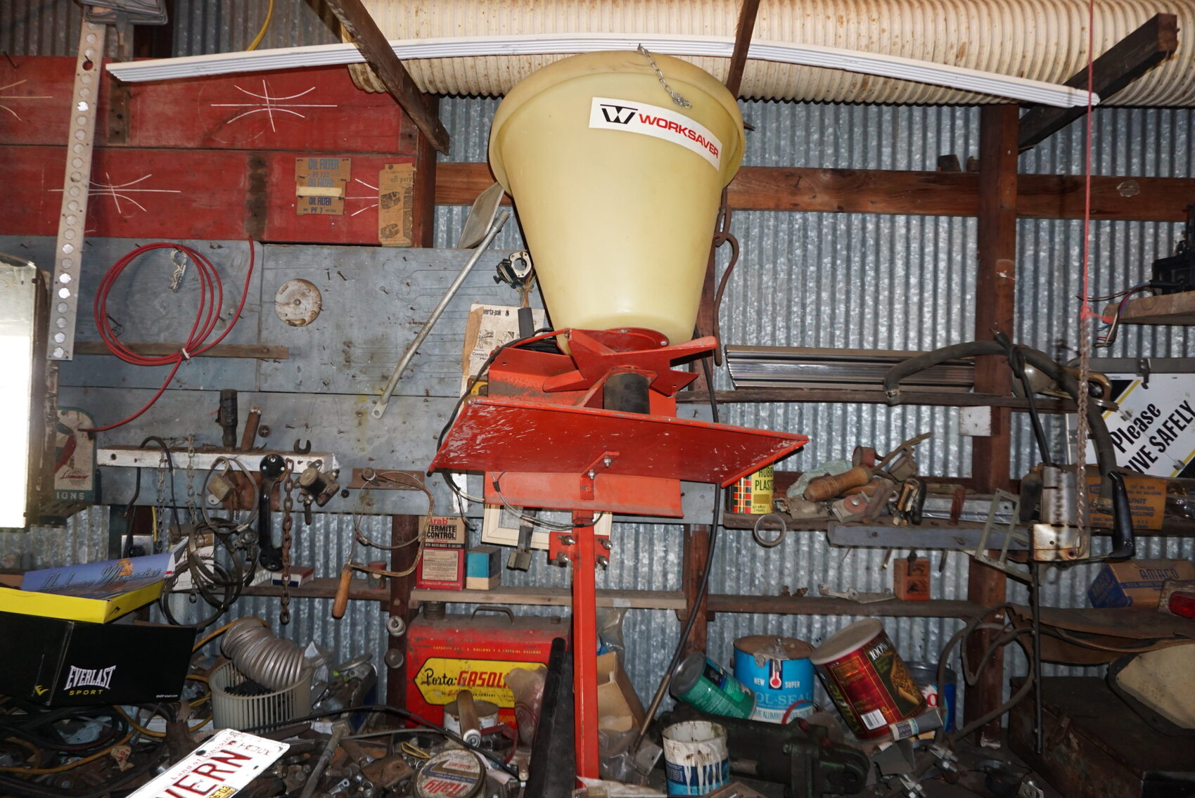 Image for ABSOLUTE LIVING ESTATE AUCTION 311 SOUTH ELM STREET BLUFORD, IL