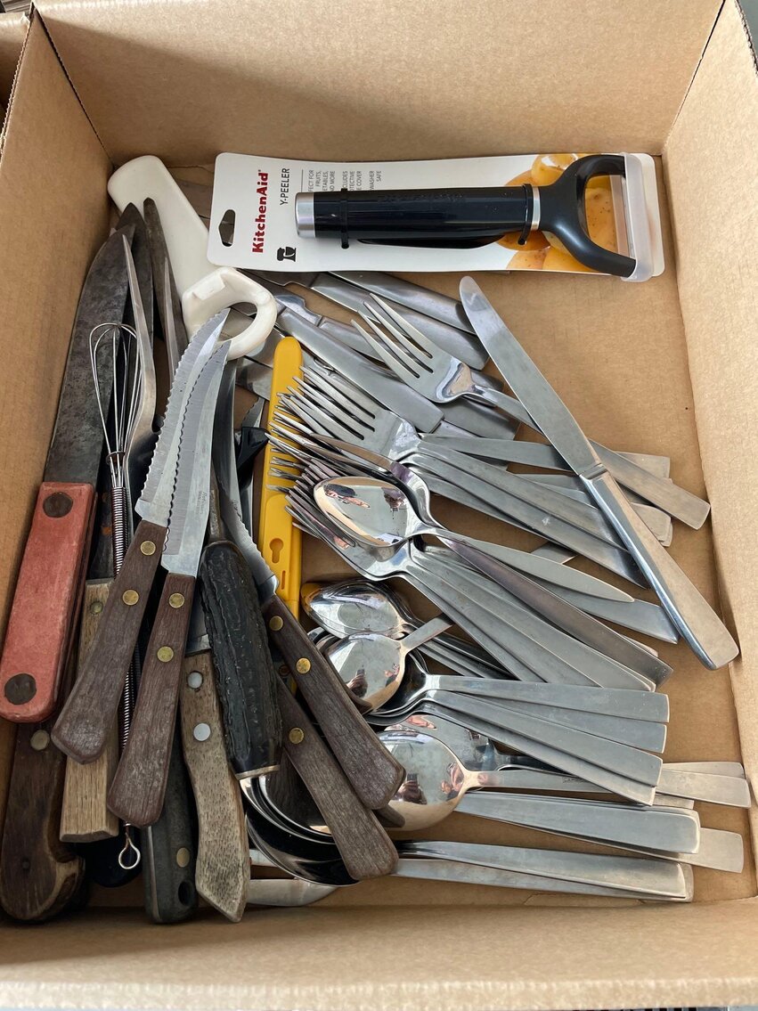 Image for John Deere Mower, Tools, Fishing Gear, Collectibles, Home Decor, Furniture, Household (Rodesiler)