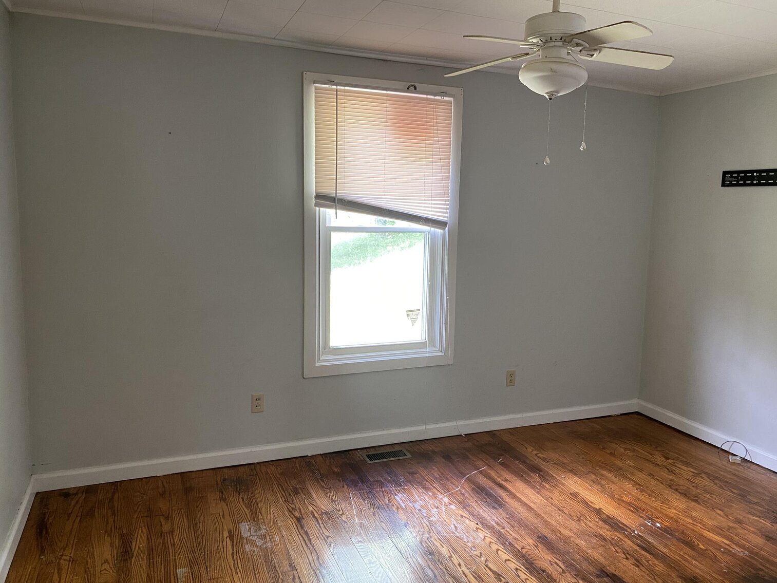 Image for SOLD $53,900 - 3 Bedroom in South Hills