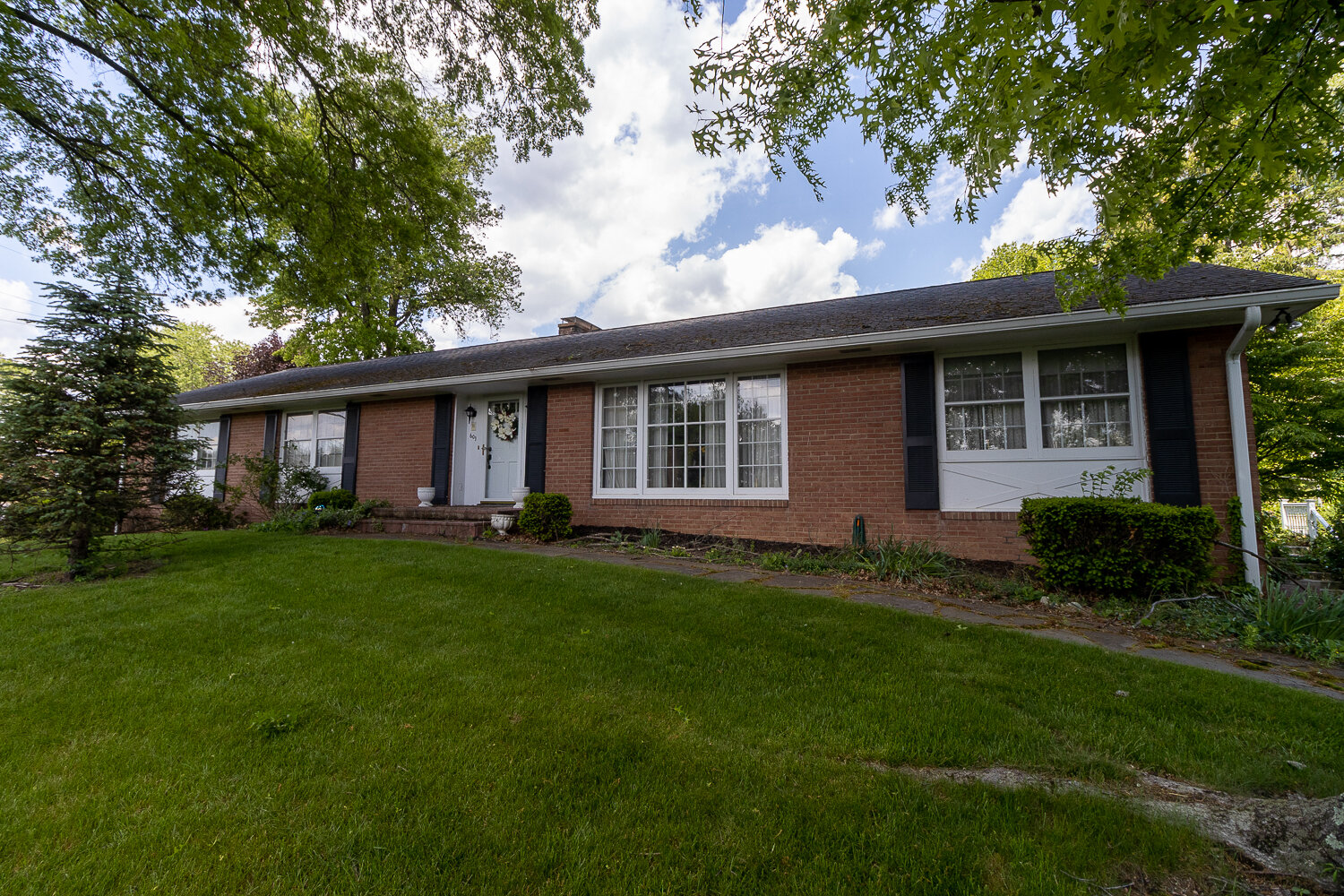 Image for SOLD $382,250 - Gorgeous 4 Bedroom Home on a Corner Lot in Suncrest