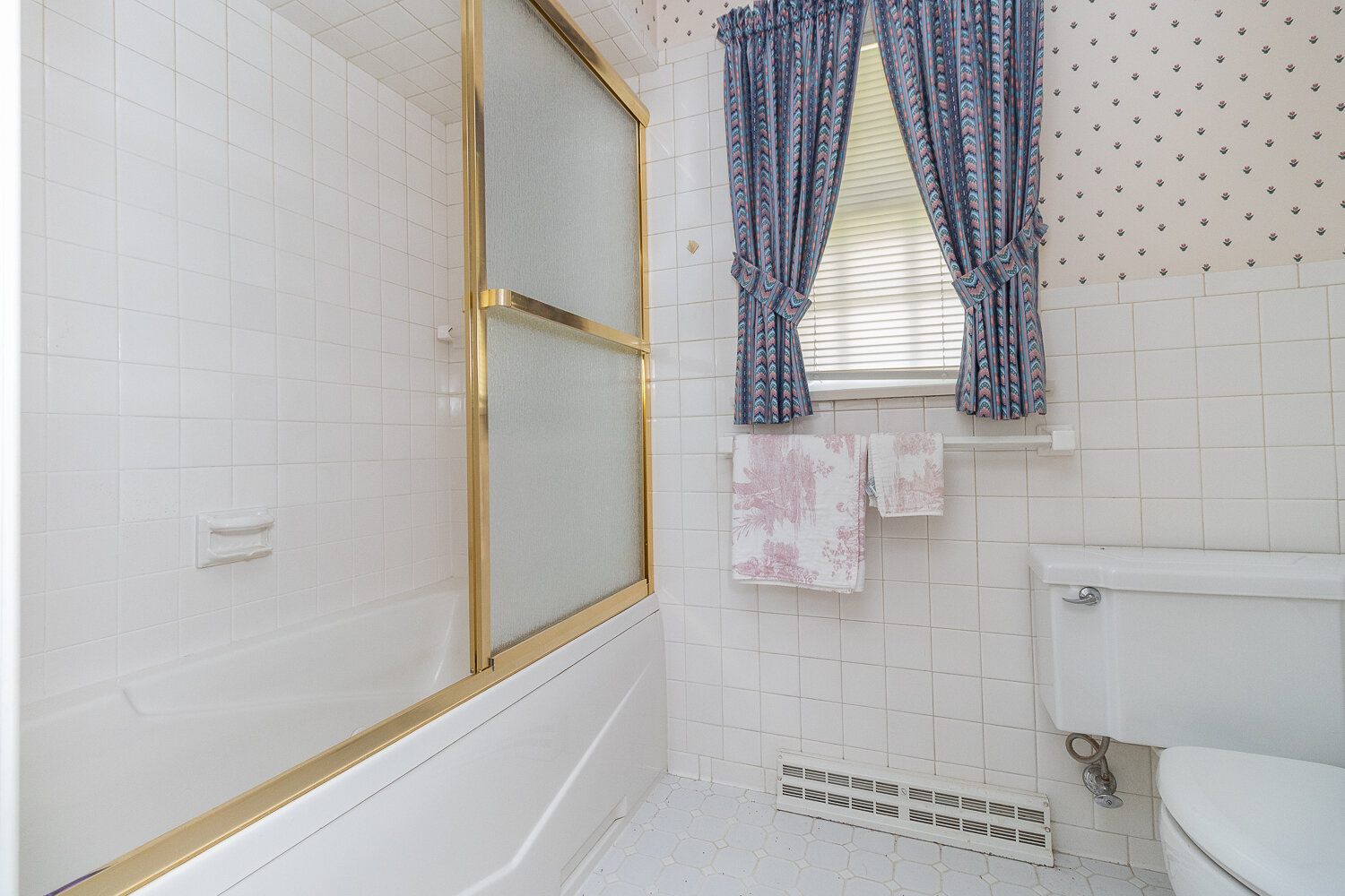 Image for SOLD $382,250 - Gorgeous 4 Bedroom Home on a Corner Lot in Suncrest