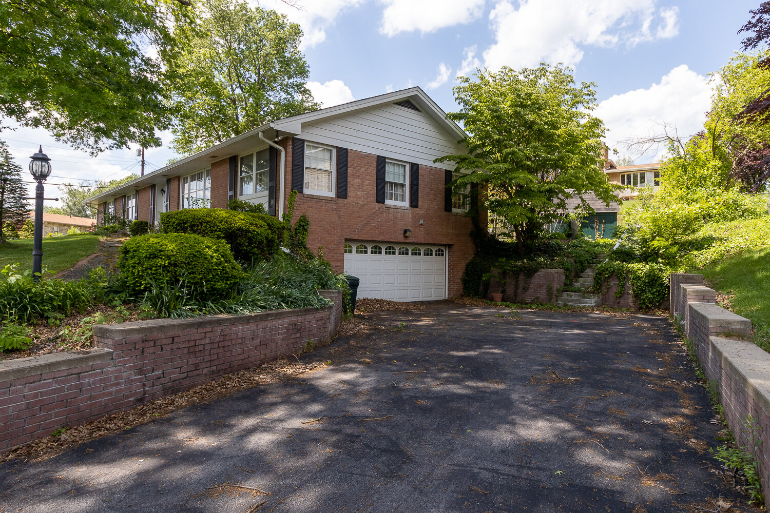 Image for SOLD $382,250 - Gorgeous 4 Bedroom Home on a Corner Lot in Suncrest