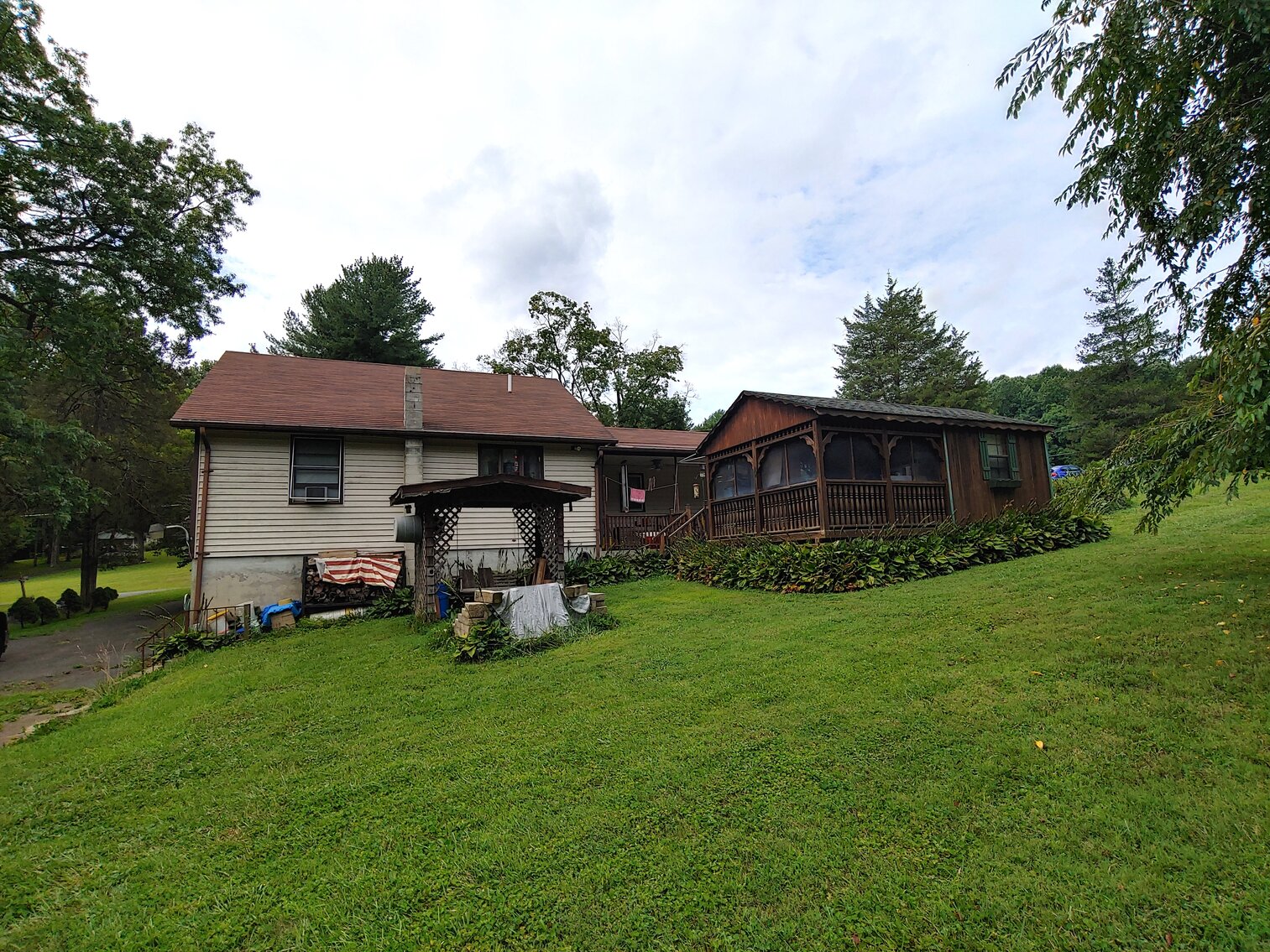 Image for CLEAN RANCHER ON 2.8+/- ACRE LOT W/ 70’ X 15’ STORAGE BULIDING W/ ELECTRIC & LIGHTING