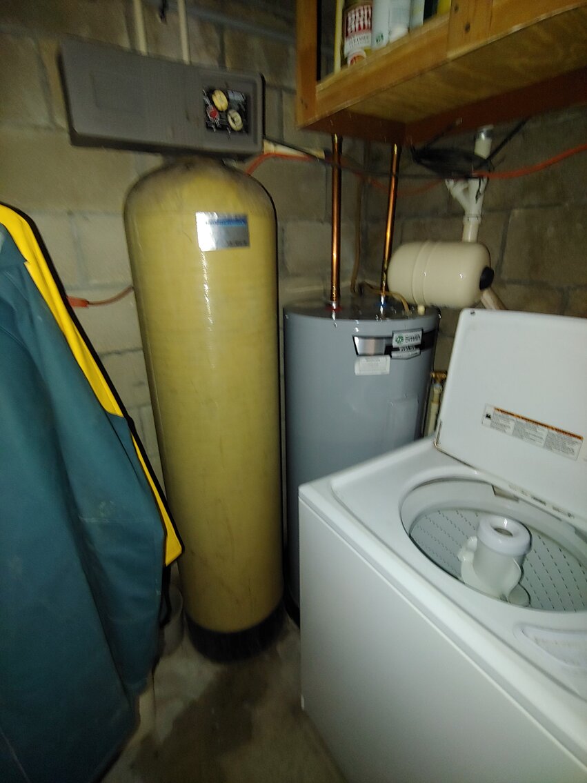 Image for CLEAN RANCHER ON 2.8+/- ACRE LOT W/ 70’ X 15’ STORAGE BULIDING W/ ELECTRIC & LIGHTING