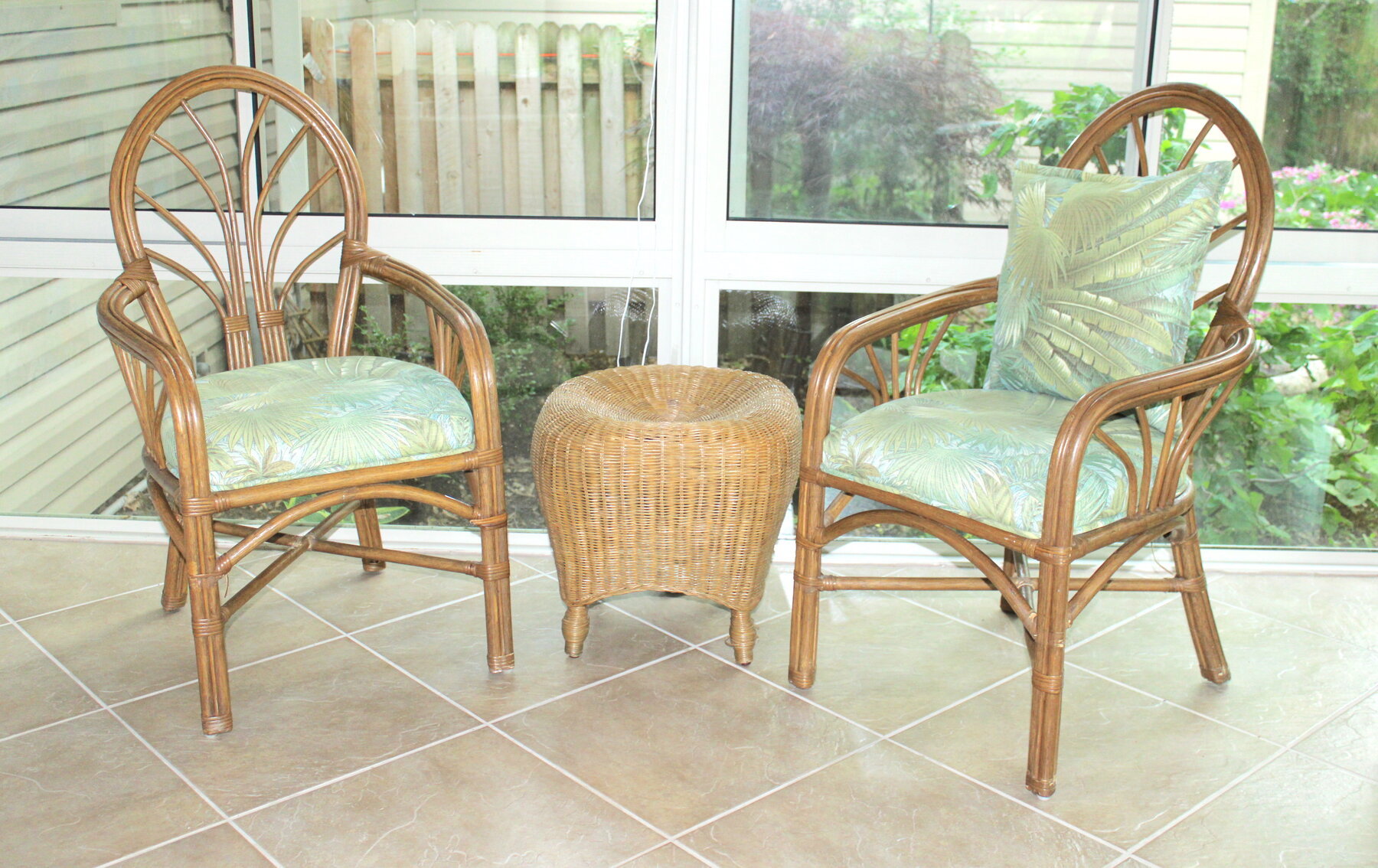 Image for LIVING ESTATE AUCTION