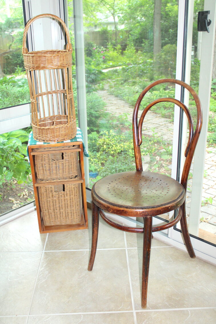 Image for LIVING ESTATE AUCTION