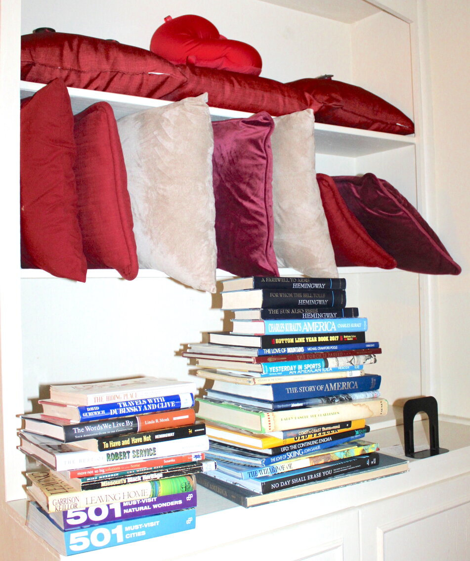 Image for LIVING ESTATE AUCTION