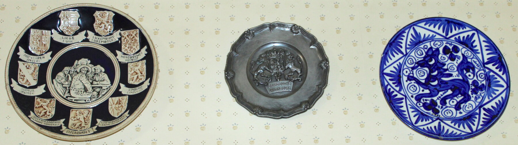 Image for LIVING ESTATE AUCTION