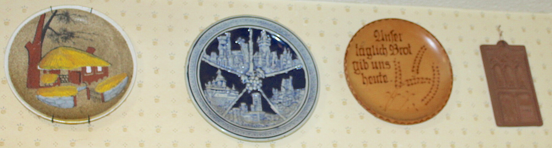 Image for LIVING ESTATE AUCTION