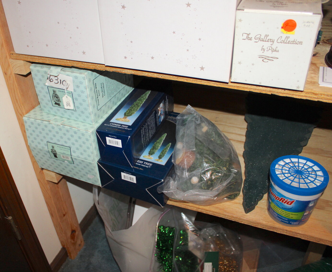 Image for LIVING ESTATE AUCTION