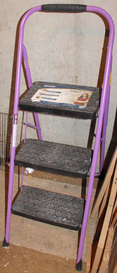 Image for LIVING ESTATE AUCTION