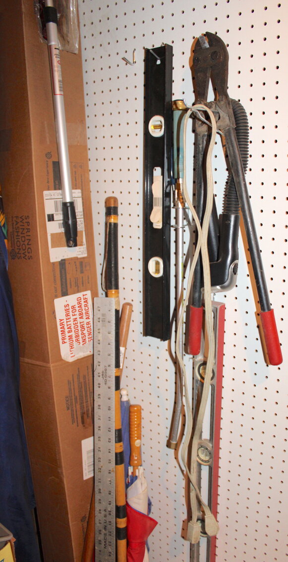 Image for LIVING ESTATE AUCTION