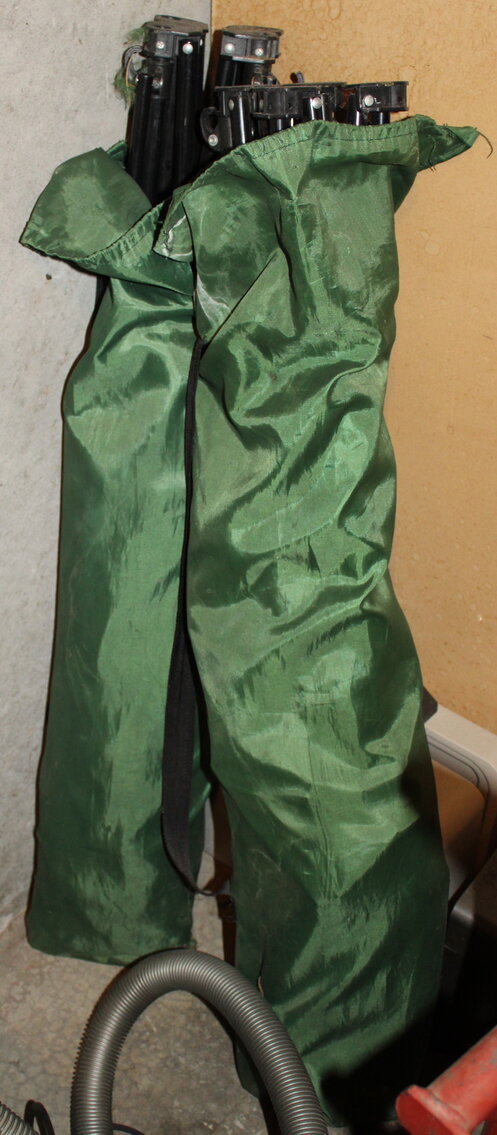 Image for LIVING ESTATE AUCTION