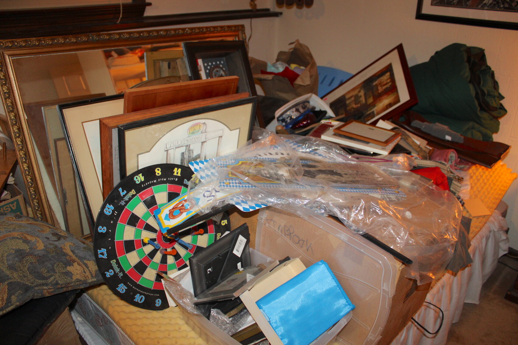 Image for LIVING ESTATE AUCTION