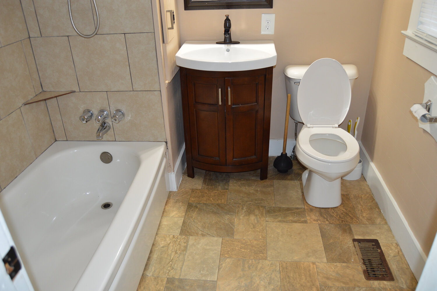 Image for 908 Whitthorne Street, Shelbyville