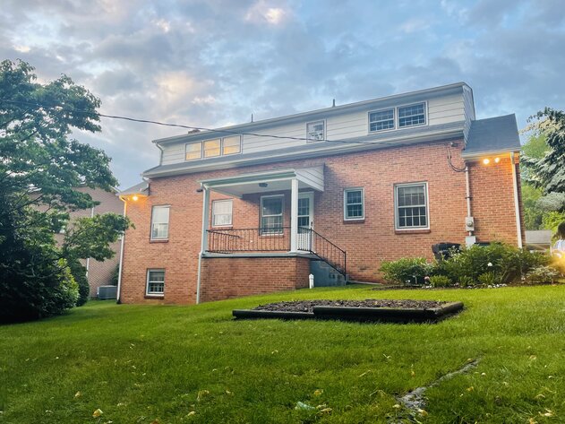 Image for Beautiful 4 Bedroom Brick Georgian Style Home