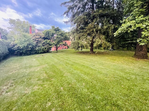 Image for Beautiful 4 Bedroom Brick Georgian Style Home