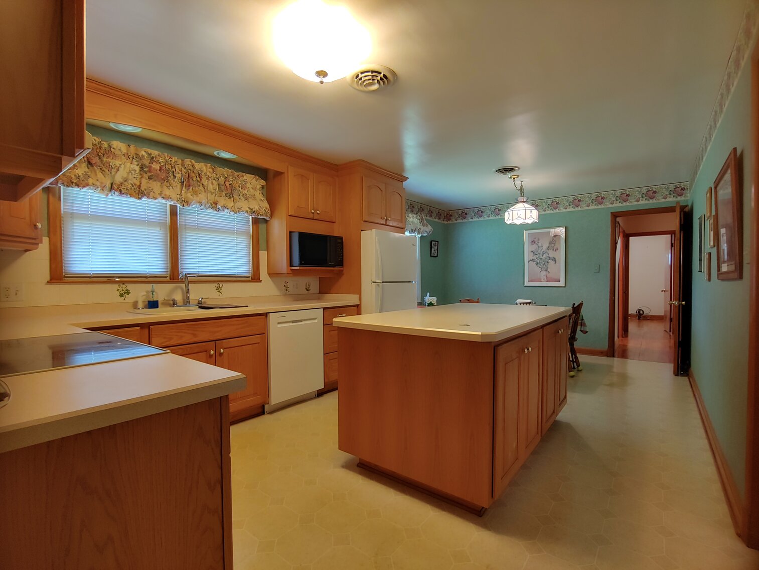 Image for 3 BR, 2 BA RANCHER W/ 2-CAR DETACHED GARAGE ON 0.78+/- ACRE CORNER LOT