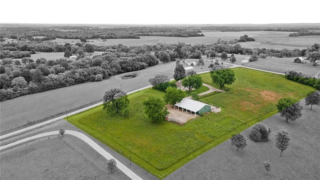 Image for 1918 Happy Hollow Rd - Napoleon, MO