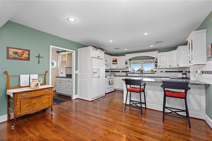 Image for 1918 Happy Hollow Rd - Napoleon, MO