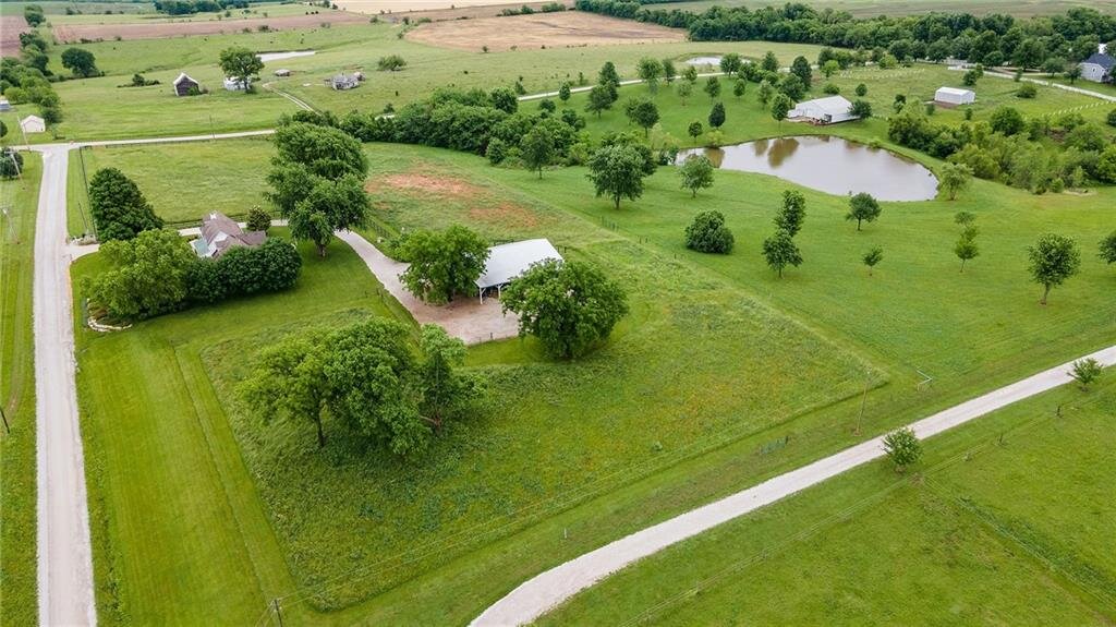 Image for 1918 Happy Hollow Rd - Napoleon, MO