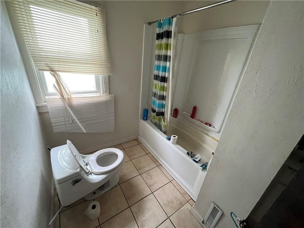 Image for MINIMUM BID AUCTION $45,000! 614 Brighton