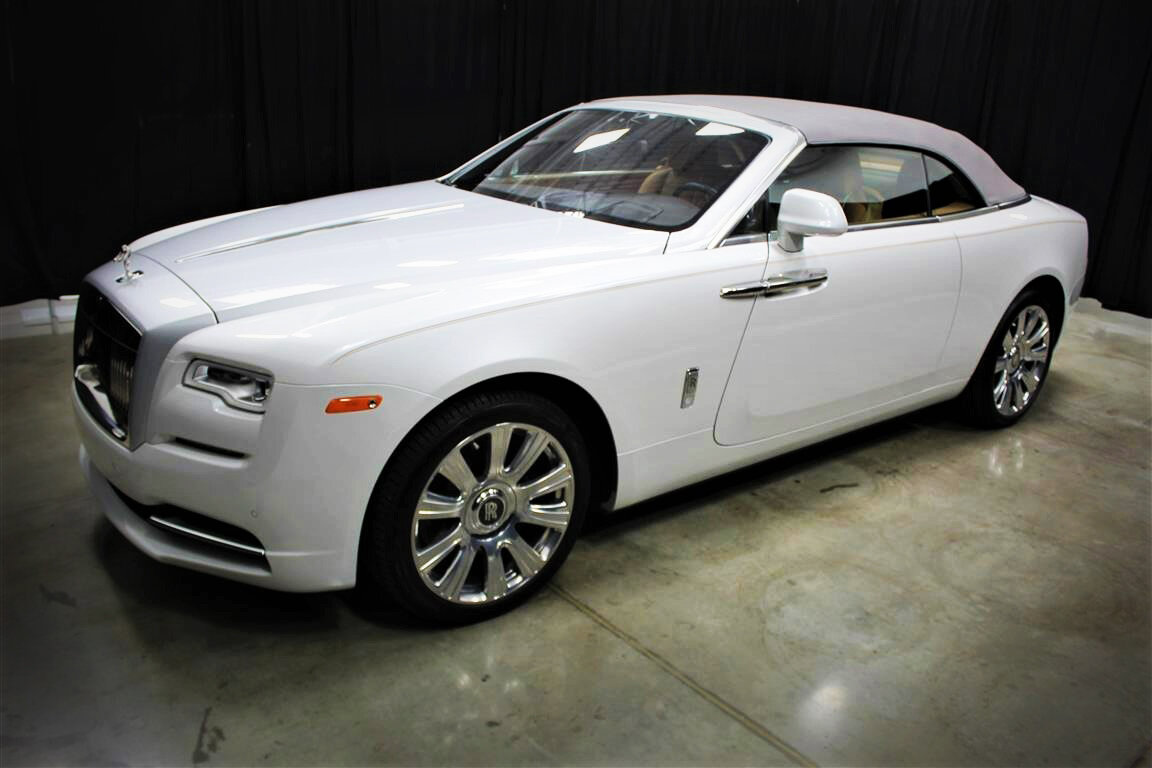 2017 ROLLS-ROYCE RR6 SERIES SILVER DAWN CONVERTIBLE | OFFERED WITHOUT RESERVE