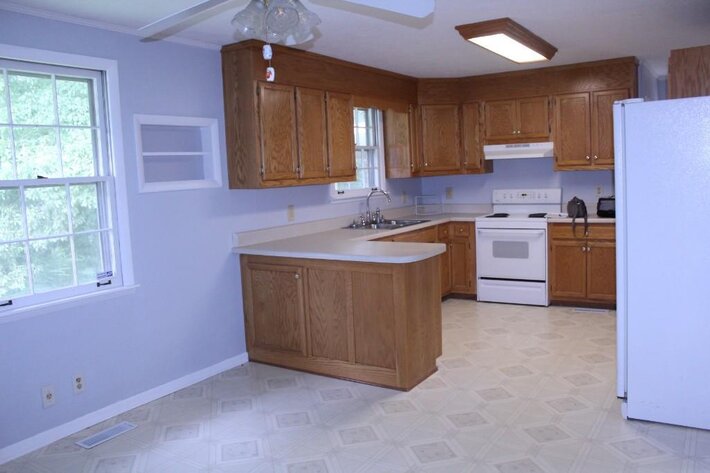 Image for 3 Bedroom House, 2 Bath located in Centerville