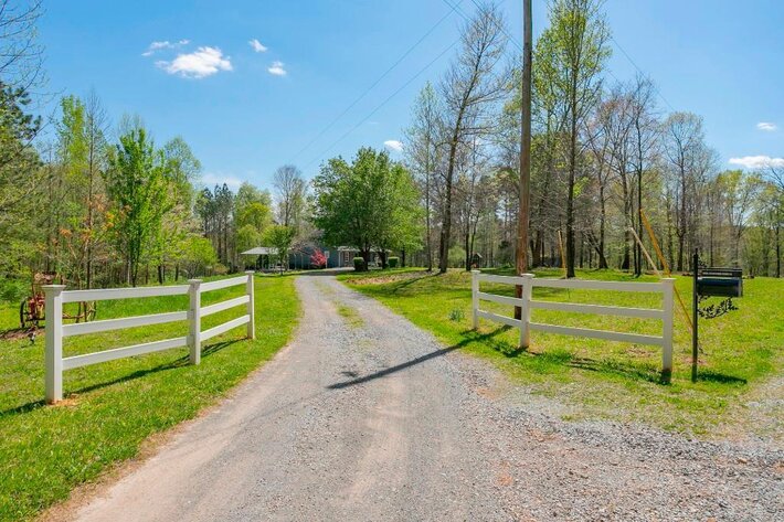 Image for Country Living Setting