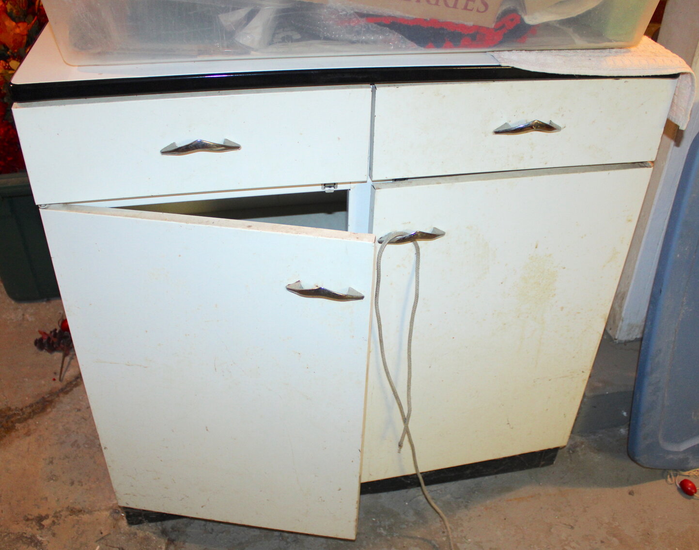 Image for ESTATE AUCTION