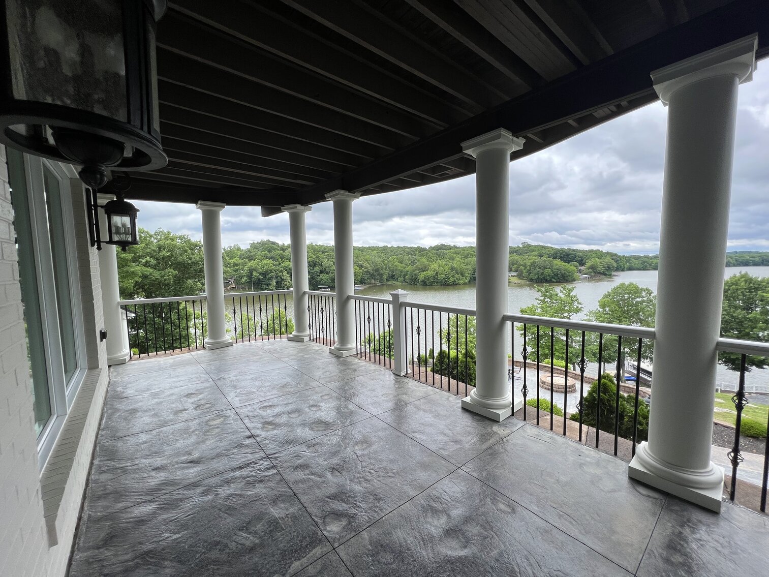 Image for Luxurious Lake Barkley Waterfront