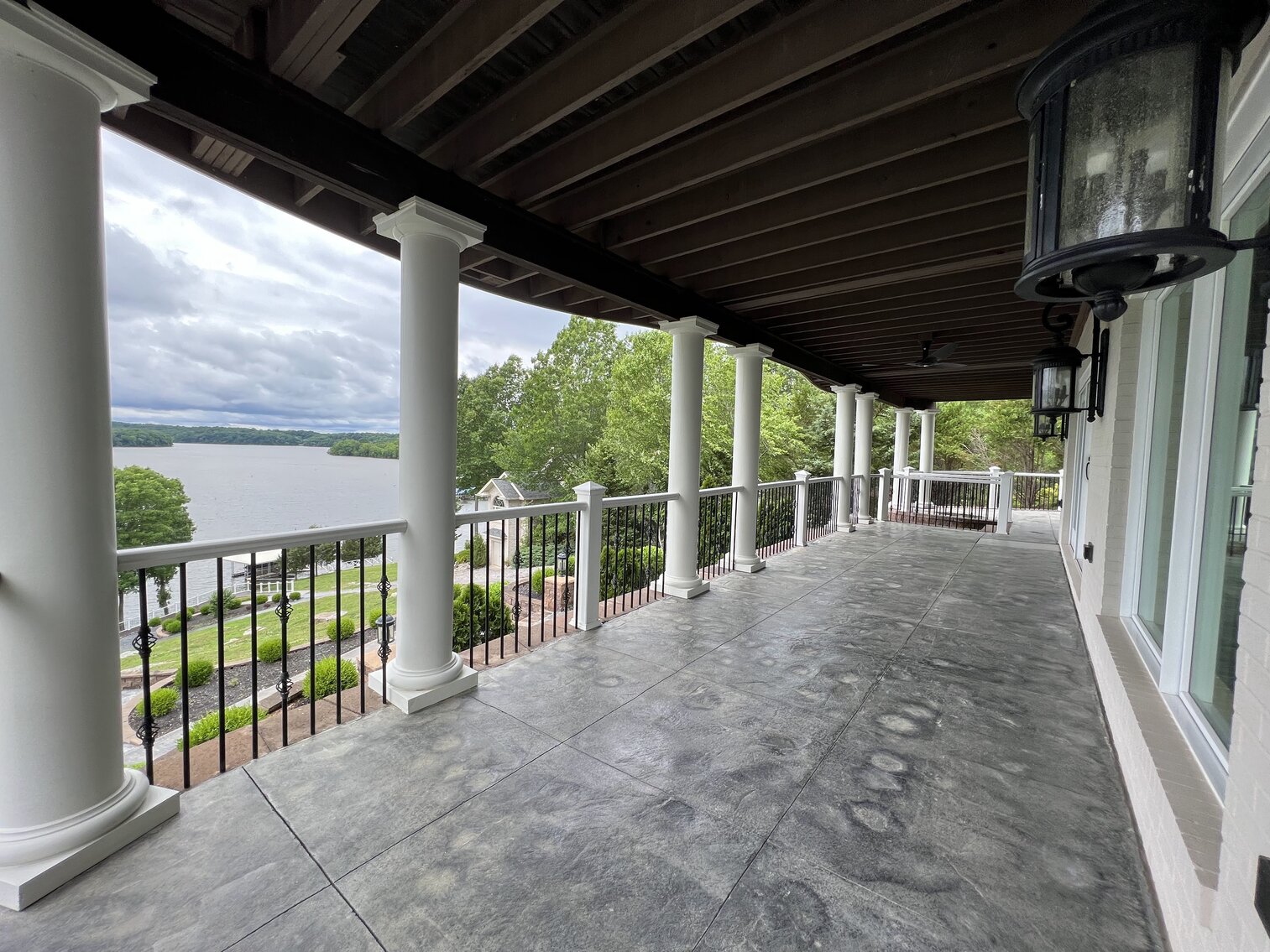 Image for Luxurious Lake Barkley Waterfront