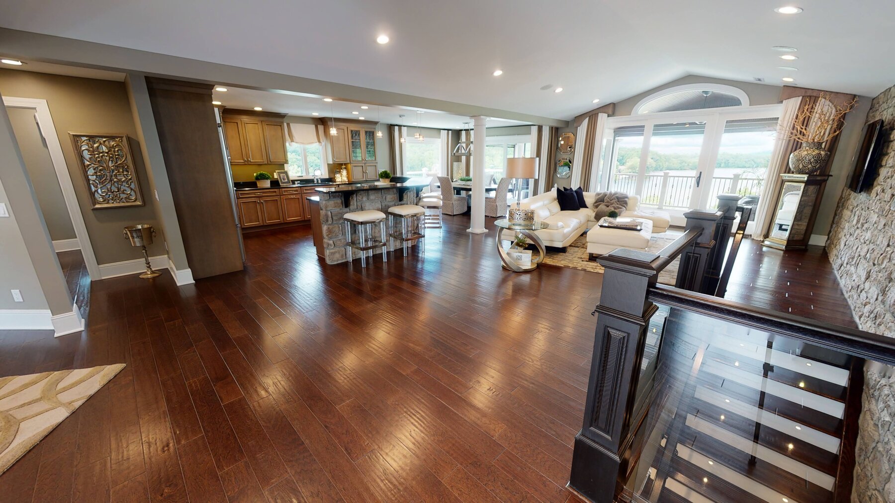 Image for Luxurious Lake Barkley Waterfront