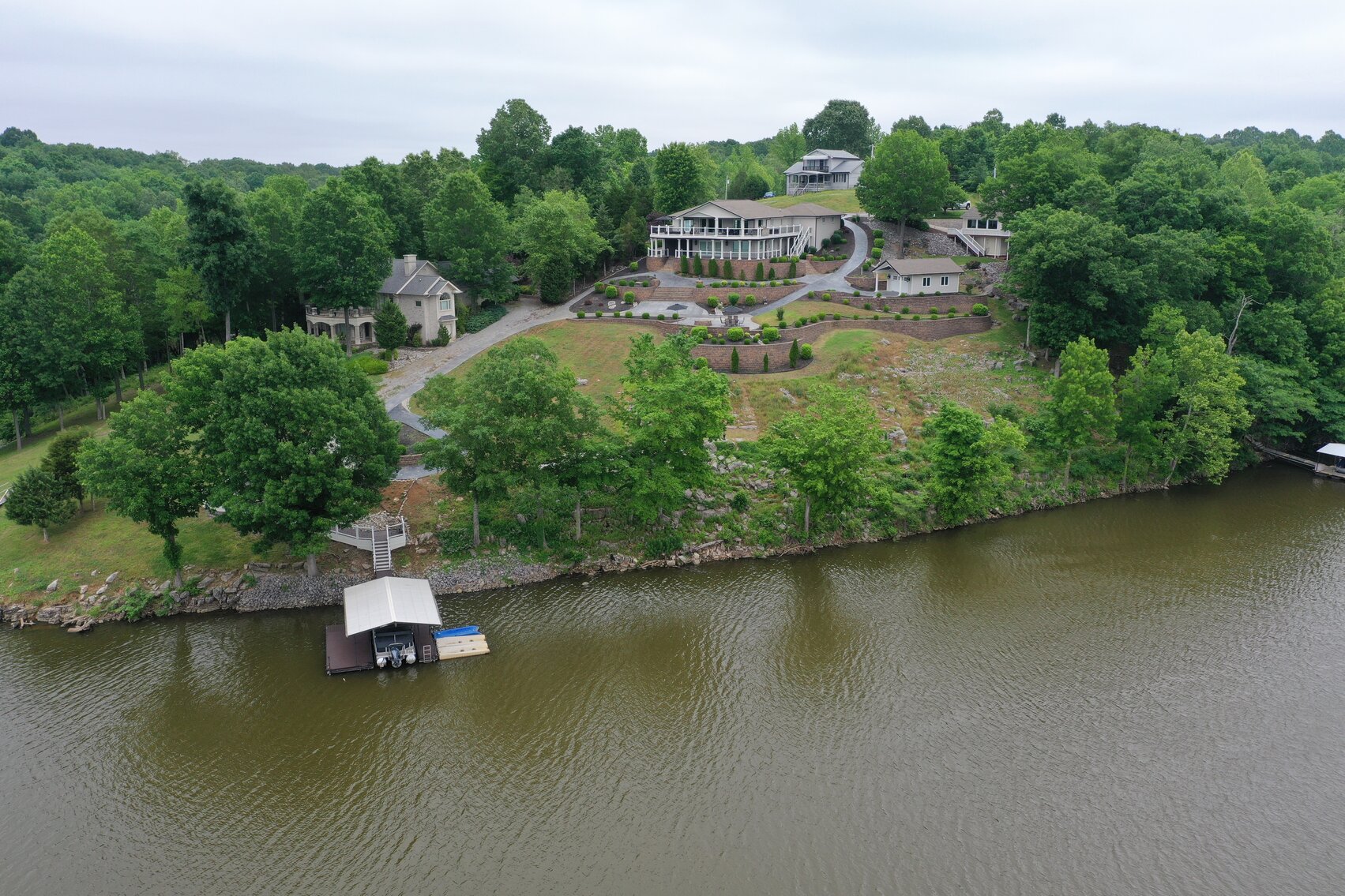 Image for Luxurious Lake Barkley Waterfront