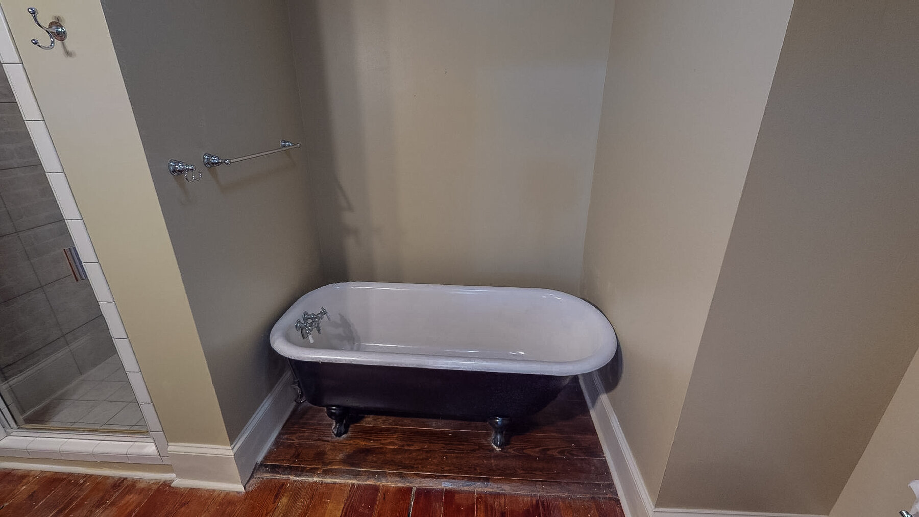 Image for Historic Downtown Thomasville, Georgia Store Front and Residential Loft