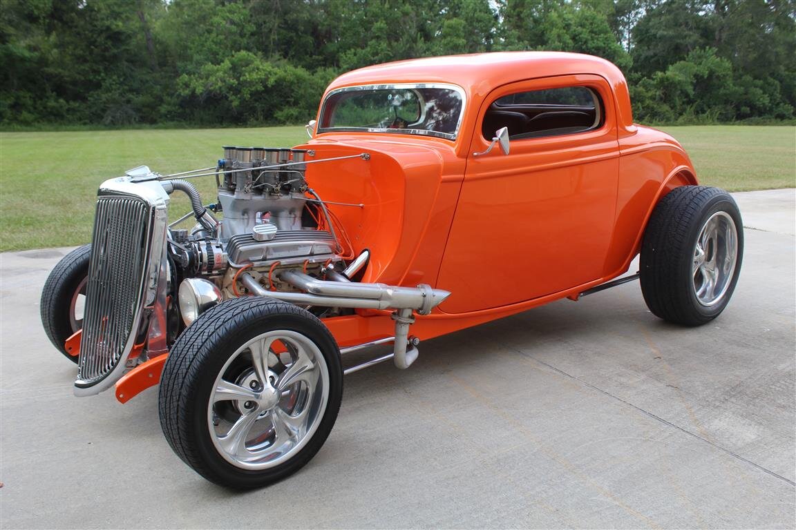 1933 FORD 3 WINDOW COUPE