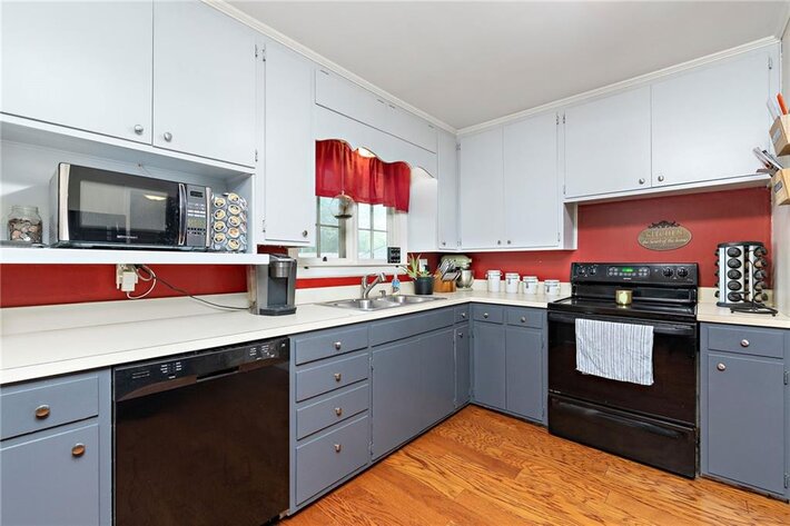 Image for 210 Brookview Dr - Belton, MO