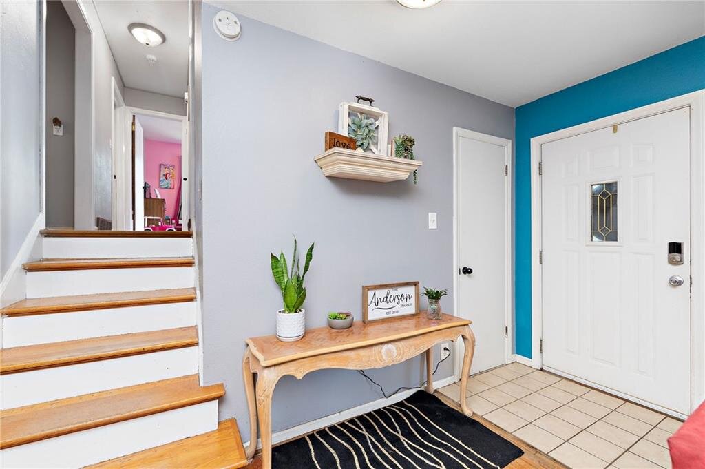 Image for 210 Brookview Dr - Belton, MO