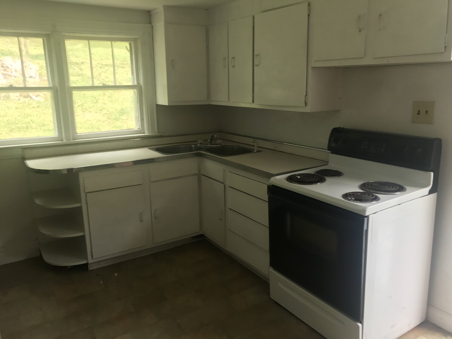 Image for SOLD $41,800 - 3 Bedroom Charleston Home